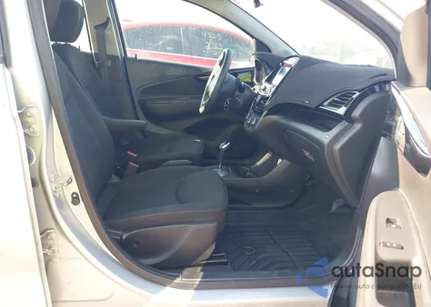 2021 Chevrolet Spark Fwd 1Lt Automatic from USA, damaged, VIN KL8CD6SA3MC742626